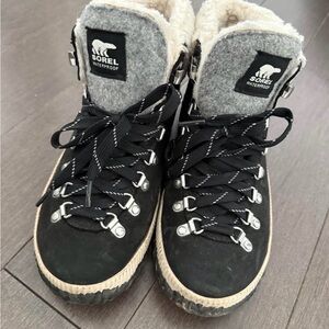 Sorel Black and Cream Shearling-Trim Waterproof Boots